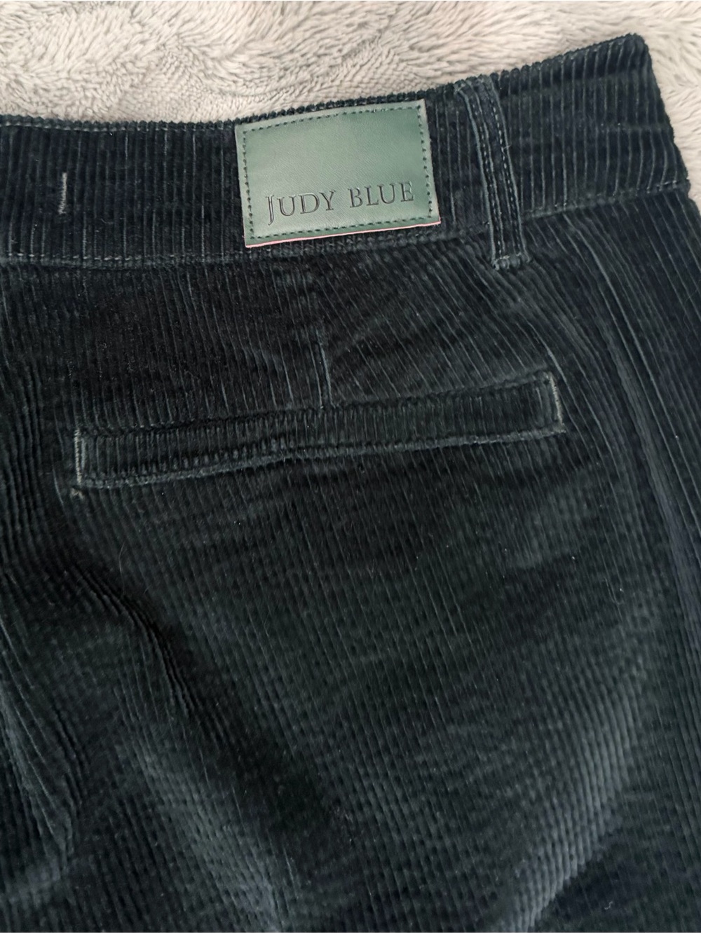 Judy Blue Emerald Dark Green Corduroy Straight Leg Jeans | 16W | Good Condition - Picture 4 of 4